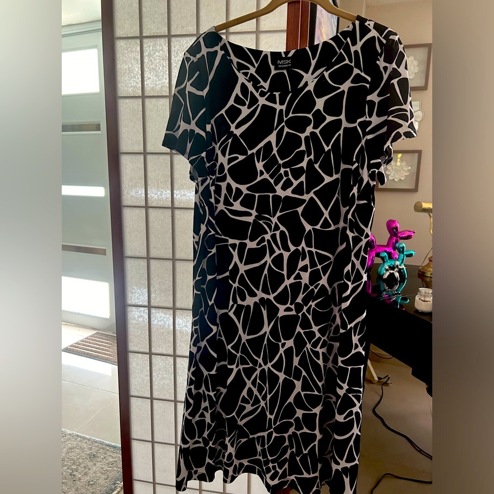 Basic Black/White Print Dress by MSK Women